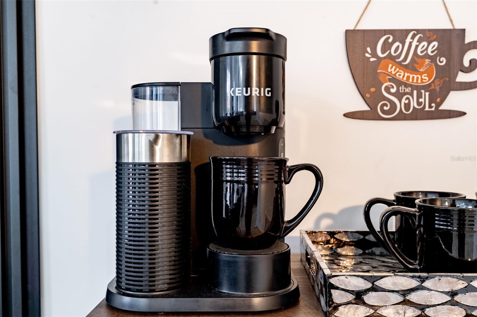 TAMPA SHORES UNIT 7 - Residential