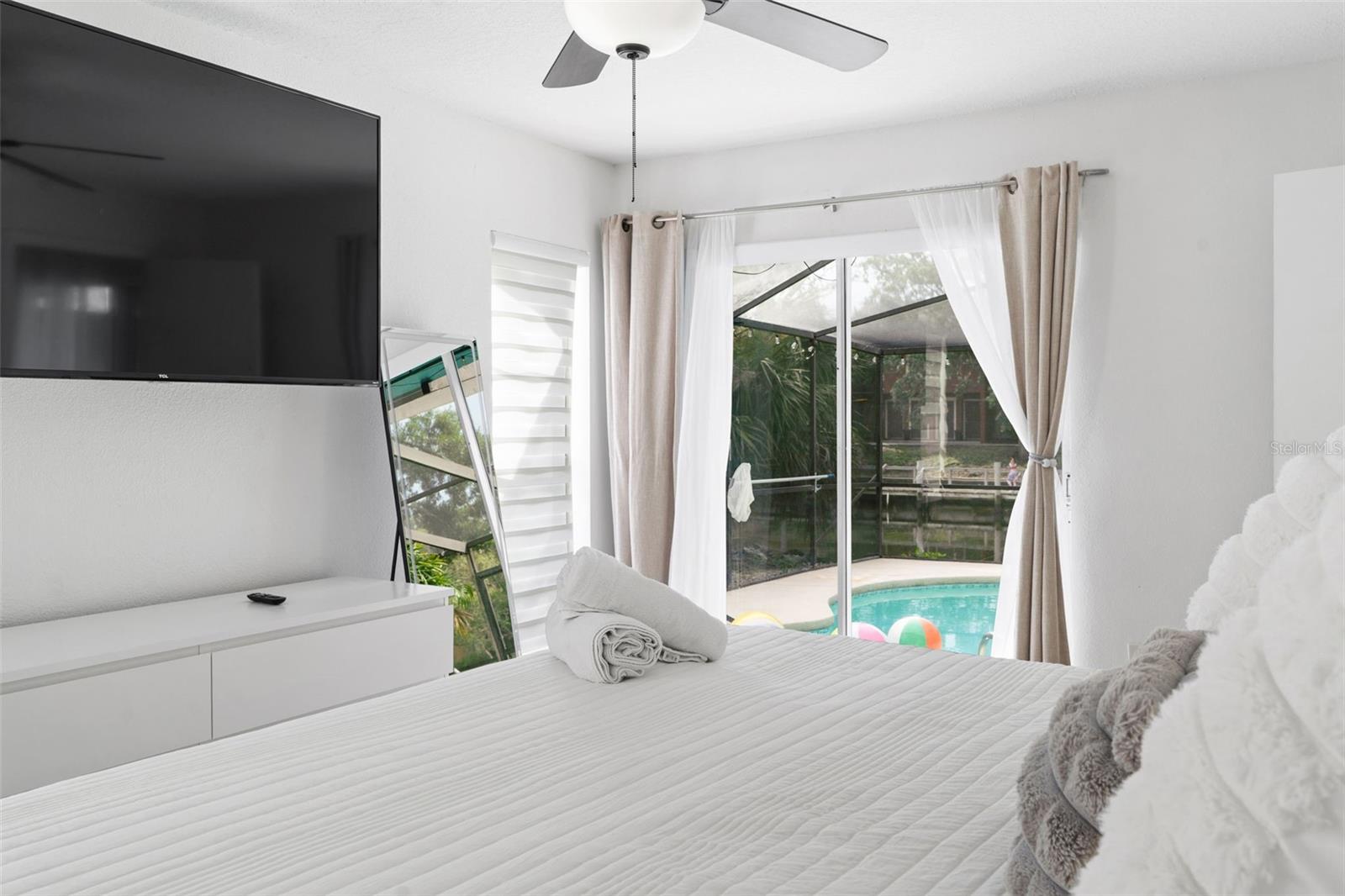 TAMPA SHORES UNIT 7 - Residential