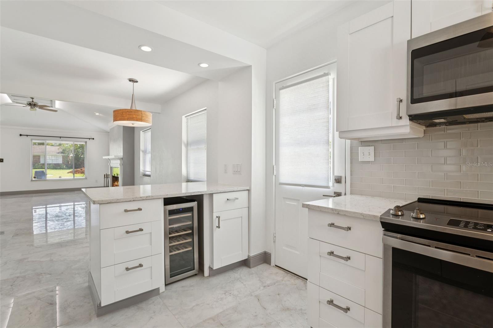 DAVIS ISLANDS PB10 PG52 TO 57 - Residential Lease