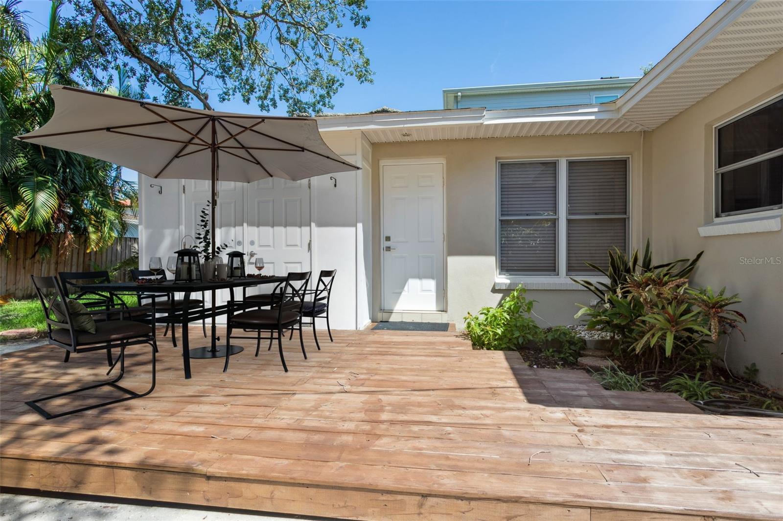 DAVIS ISLANDS PB10 PG52 TO 57 - Residential Lease