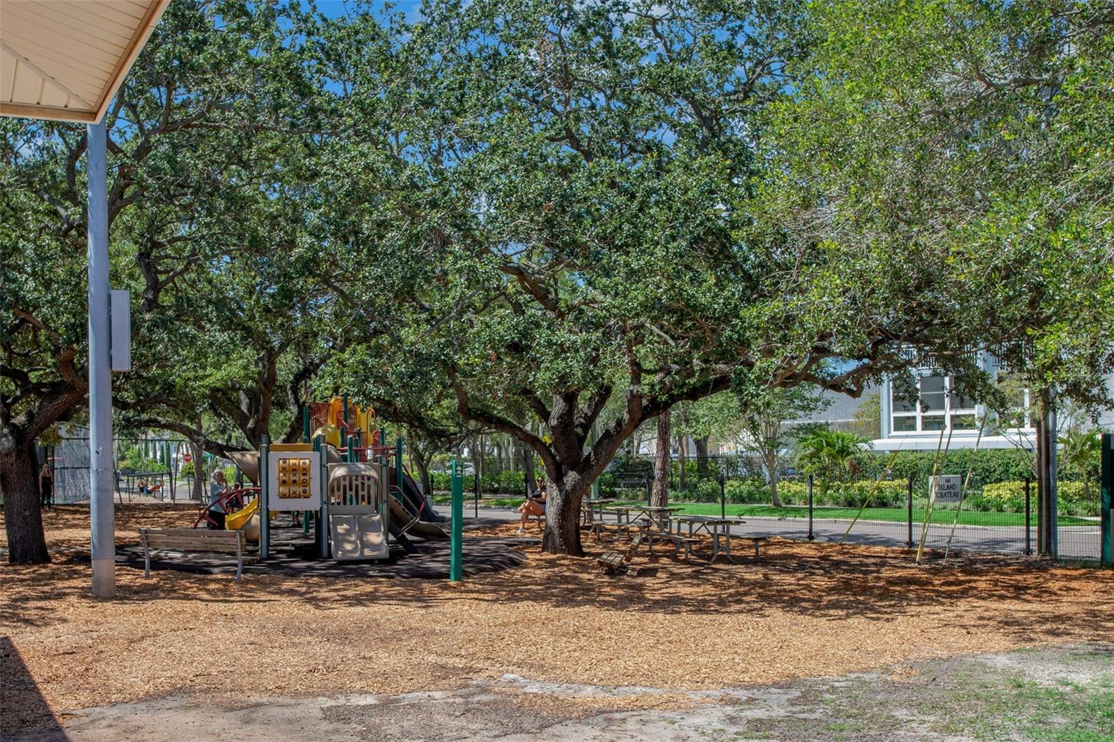 DAVIS ISLANDS PB10 PG52 TO 57 - Residential Lease