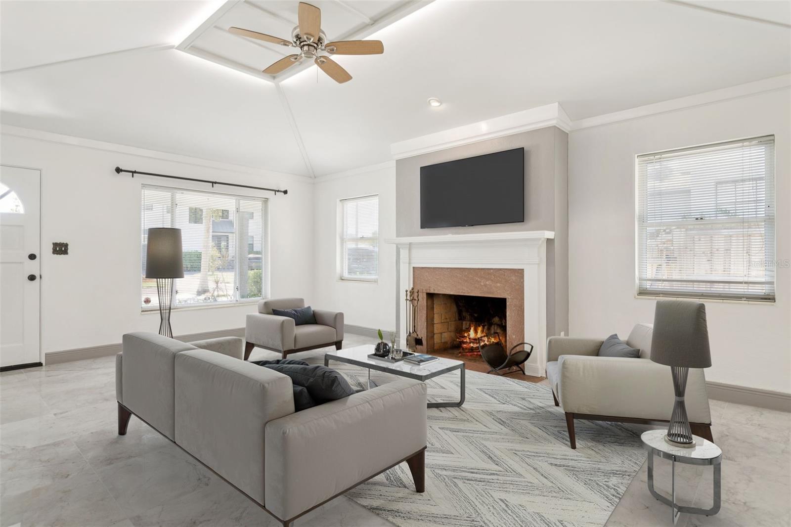 DAVIS ISLANDS PB10 PG52 TO 57 - Residential Lease