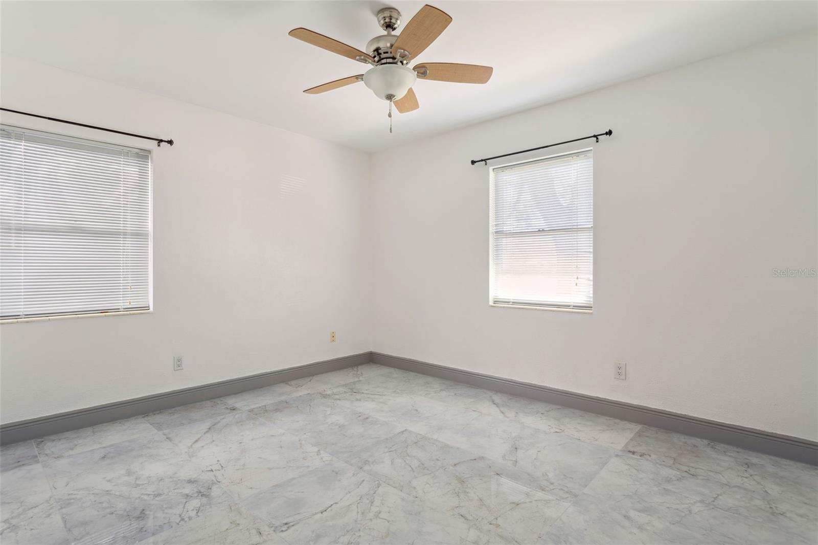 DAVIS ISLANDS PB10 PG52 TO 57 - Residential Lease