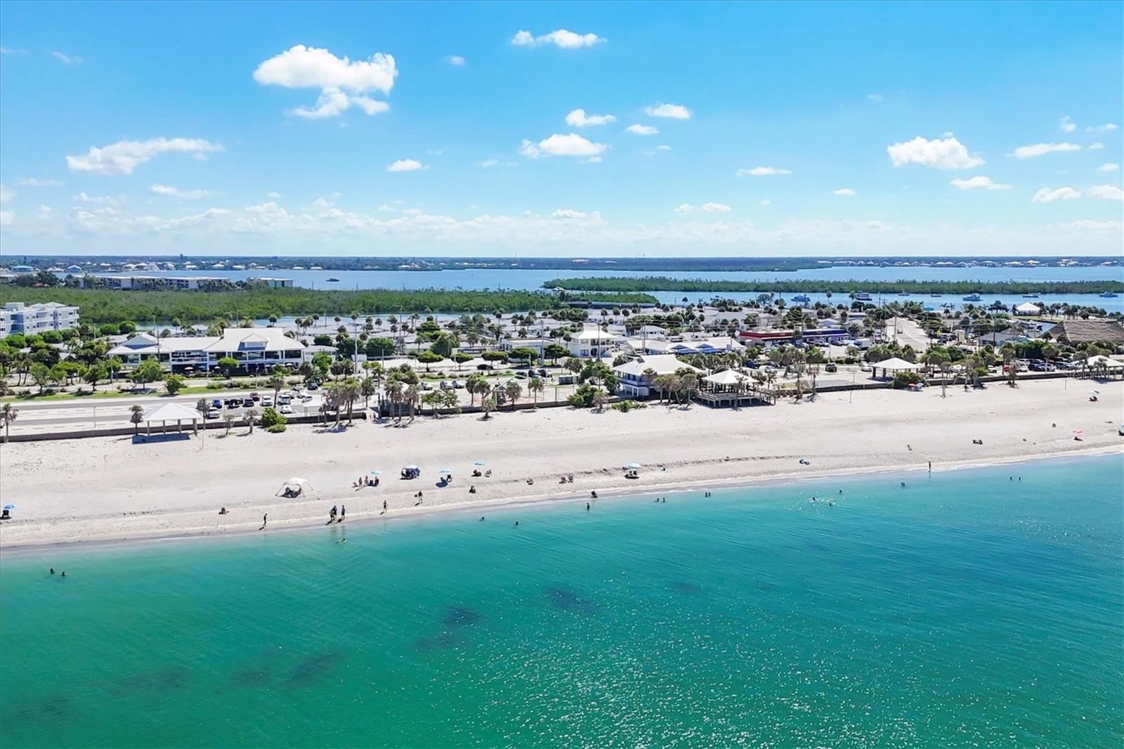 POINT PINES - Residential