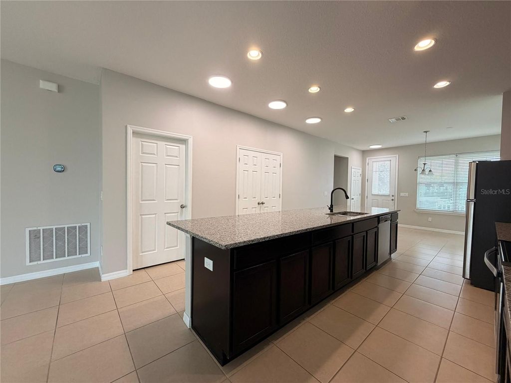 Photo of 8125 Graycliff Avenue, Winter Garden, FL 34787 (MLS # O6379515)