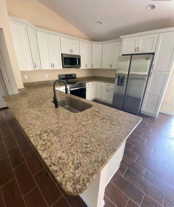 MARION OAKS UN 05 - Residential Lease