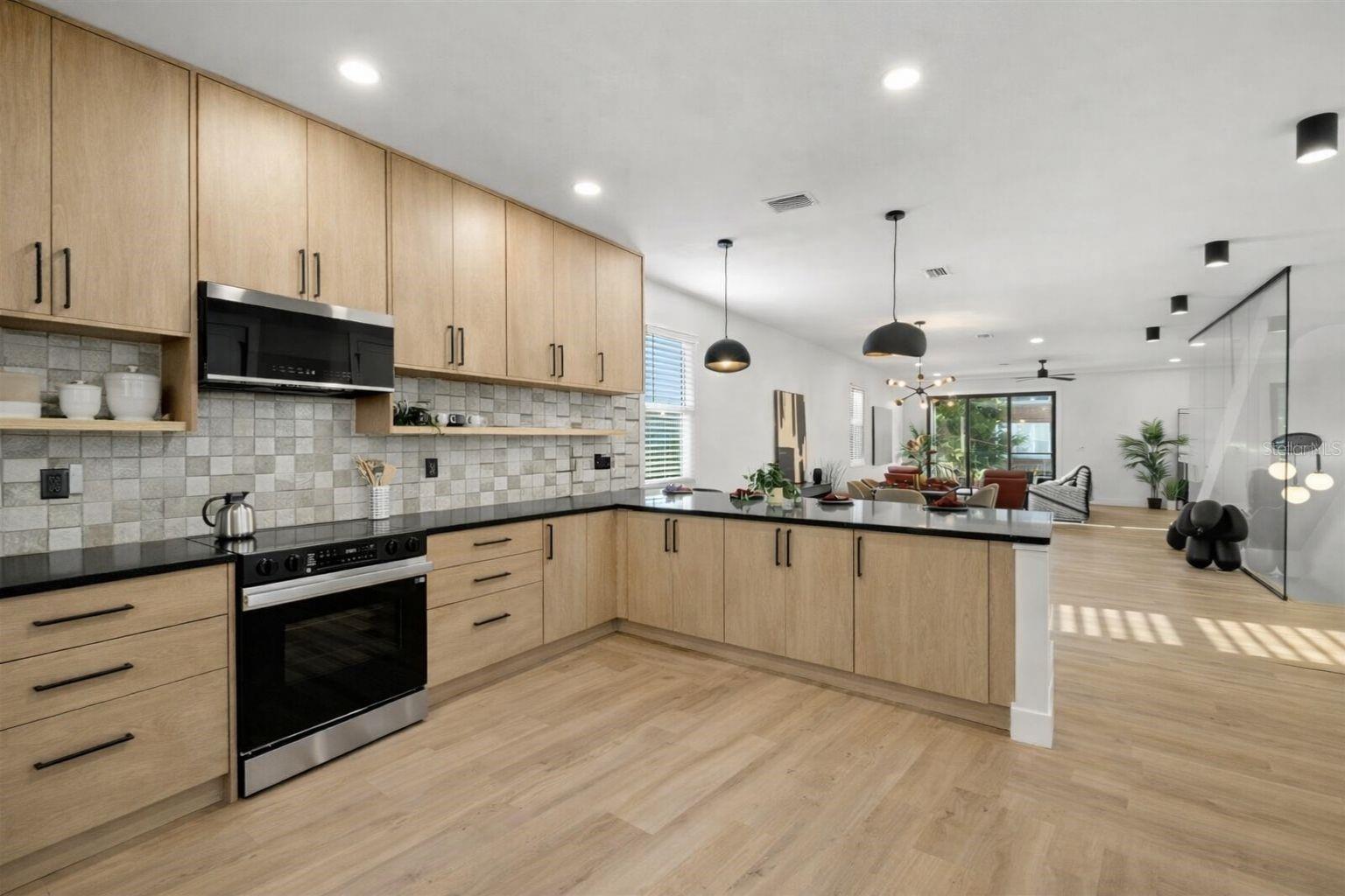 ROSEBURY PARK - Residential