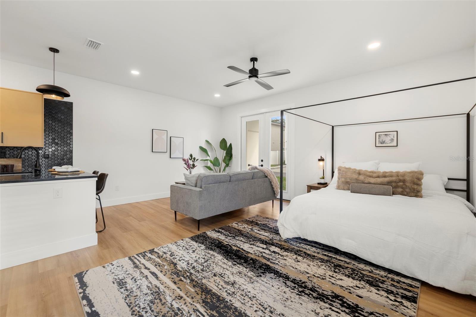 ROSEBURY PARK - Residential