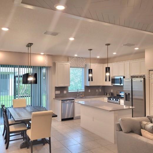 FISHHAWK RANCH WEST TWNHMS - Residential Lease