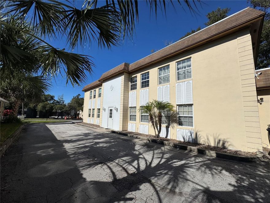 2-bedroom, 1-bath, 1st-floor Condo located in the heart of Orlando’s Lake Davis–Greenwood neighborhood, just minutes from Lake Eola, Thornton Park, and Downtown Orlando. Conveniently situated south of SR-408 and east of Anderson Street, this unit features vinyl plank flooring throughout most of the living area, central HVAC, and access to a coin-operated washer and dryer in the on-site common laundry room. The heated living space is approximately 955 sq. ft. This is a NO SMOKING property. All tenants are enrolled in a Resident Benefit Package for an additional $50/month (details available below). Don’t miss out, contact us today!

All information is deemed reliable, but not guaranteed. Listing Brokerage does not discriminate on the basis of race, color, religion, national origin, sex, disability or familial status.  All residents are enrolled in the Resident Benefits Package (RBP) for $50.00/month as additional rent, which includes renters insurance, credit building to help boost your credit score with timely rent payments, our best-in-class resident rewards program, $1M Identity Protection, move-in concierge service making utility connection and home service setup a breeze during your move-in, online resident portal for easy online rent payments & maintenance reporting, HVAC air filter delivery (for applicable properties), and much more! More details available upon application.