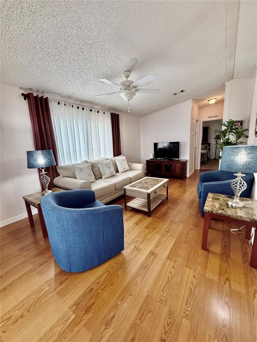 615 S GREEN CIRCLE
