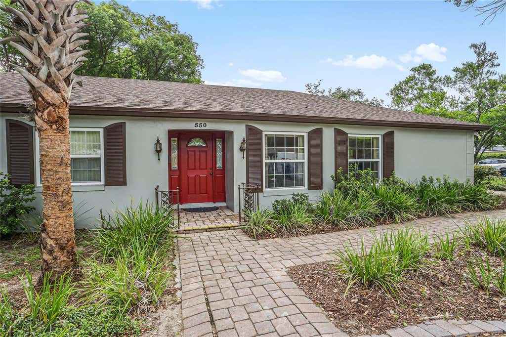 Photo of 550 Arapaho Trail, Maitland, FL 32751 (MLS # O6429213)