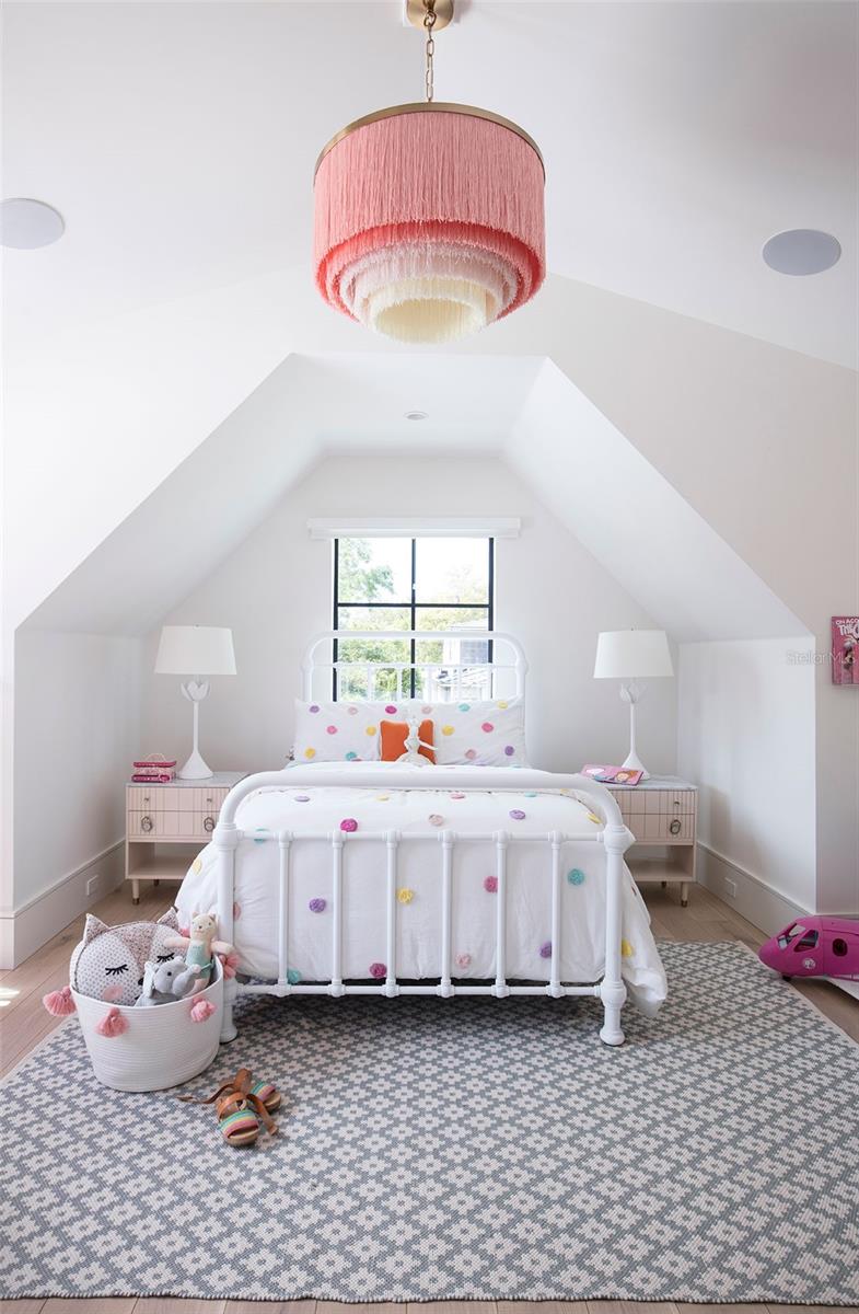 TUSCANIA - Residential