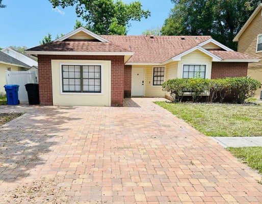 12718 TROWBRIDGE LN, TAMPA, FL 33624 - Image 040d4e2044a8ed70cb0c5da87a99791a/701787617