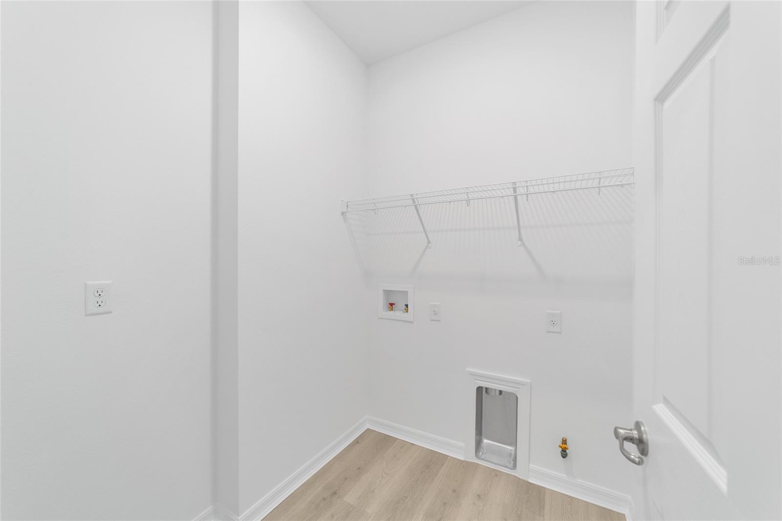 ON TOP OF THE WORLD - Residential