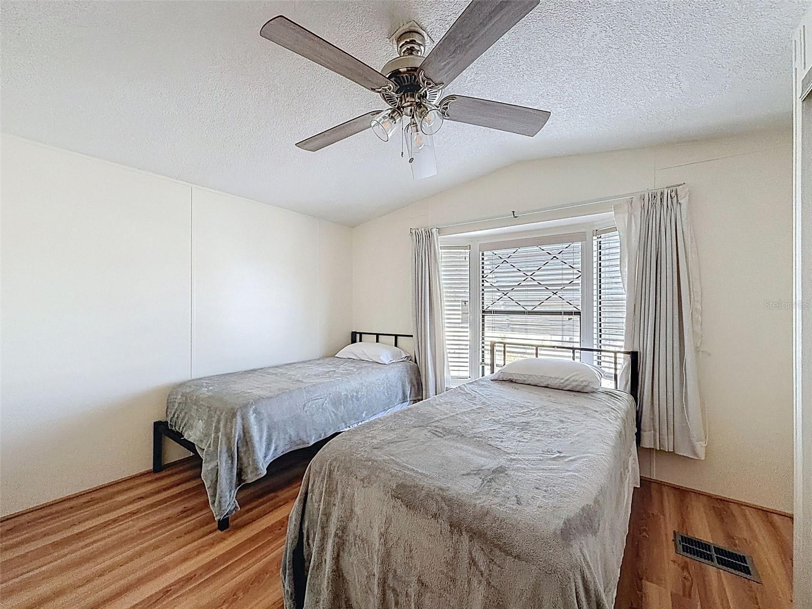 PONDEROSA PARK - Residential