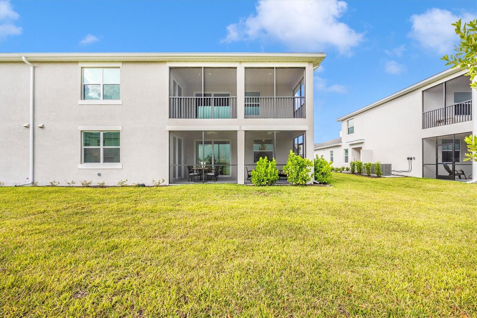 WELLEN PARK GOLF & COUNTRY CLUB - Residential Lease