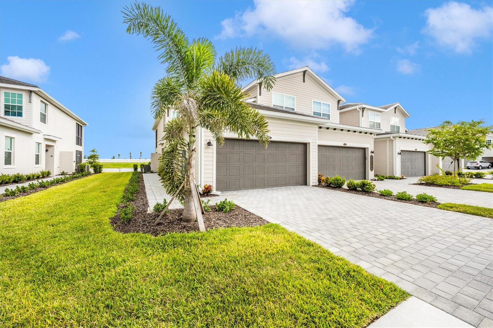 WELLEN PARK GOLF & COUNTRY CLUB - Residential Lease