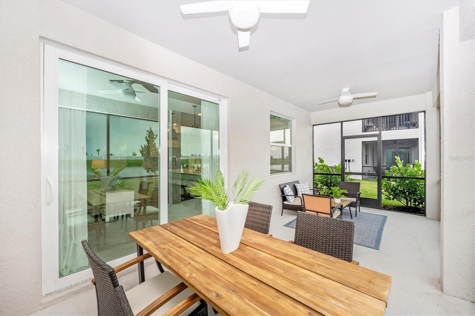 WELLEN PARK GOLF & COUNTRY CLUB - Residential Lease