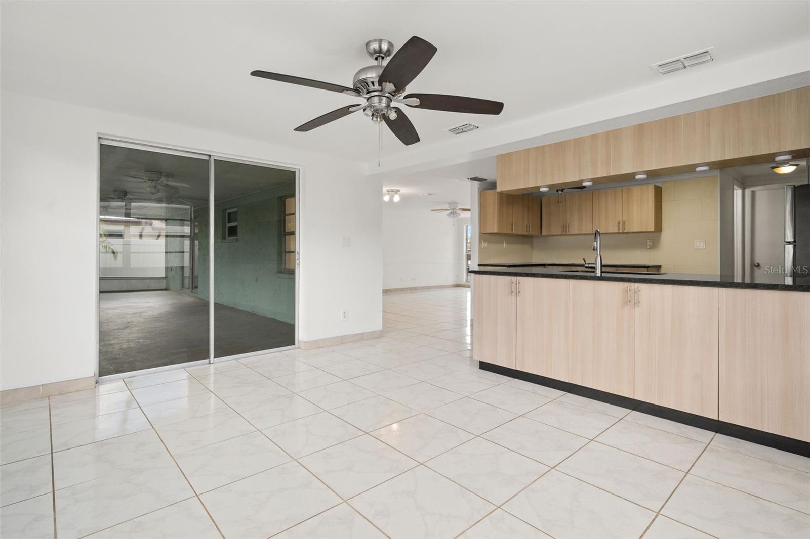 EMBASSY HILLS - Residential