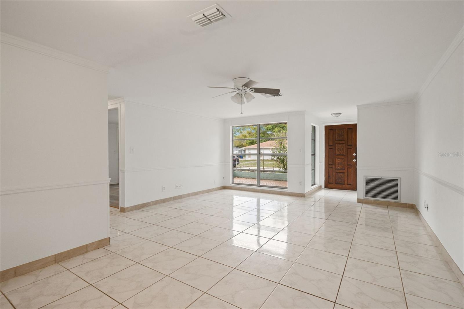 EMBASSY HILLS - Residential