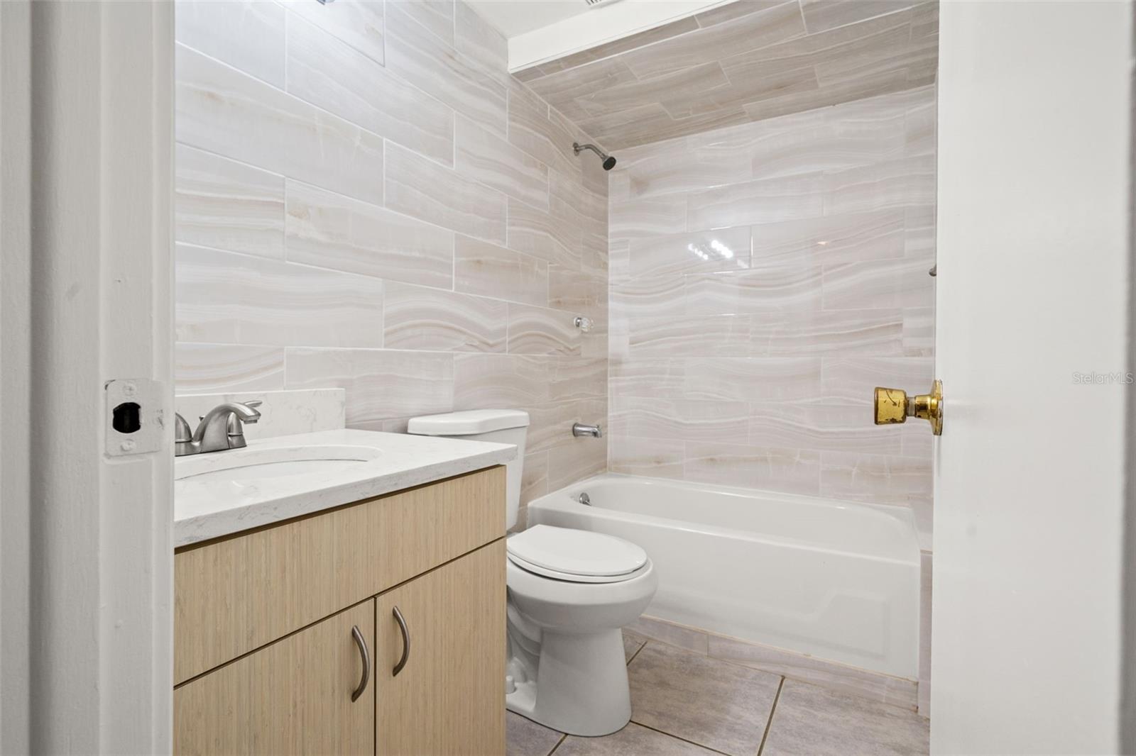 EMBASSY HILLS - Residential