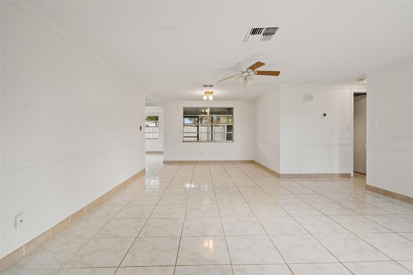 EMBASSY HILLS - Residential