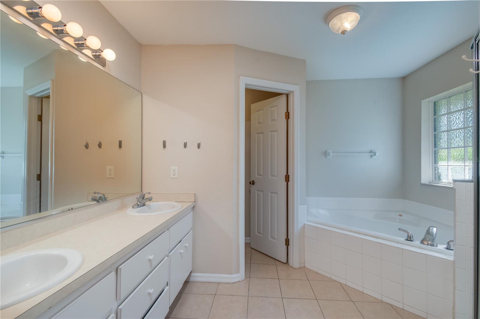 BAHIA OAKS UN 03 - Residential