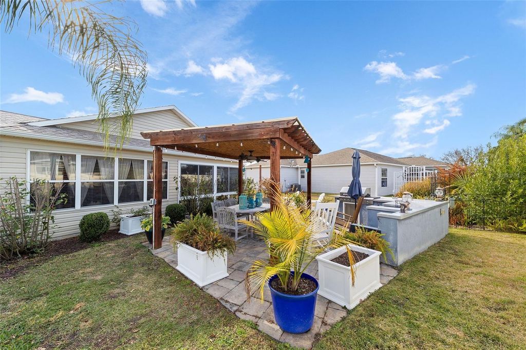 Photo of 1647 Scotch Pine Way #146, The Villages, FL 32162 (MLS # G5106753)