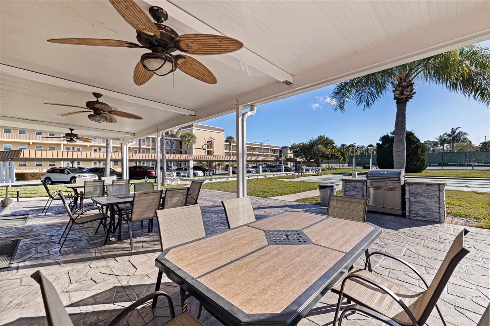 BOCA CIEGA POINT EAST - Residential