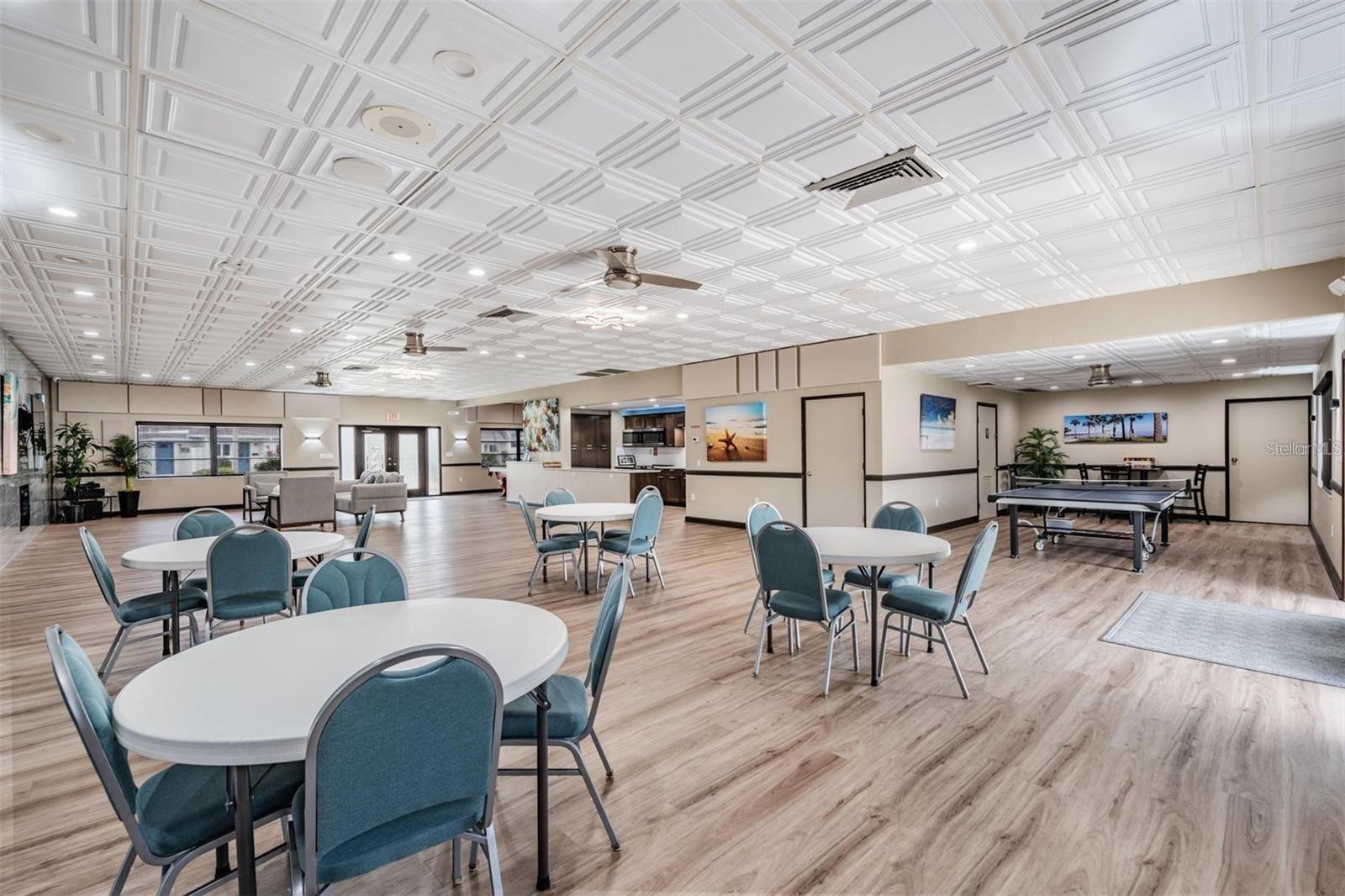 BOCA CIEGA POINT EAST - Residential