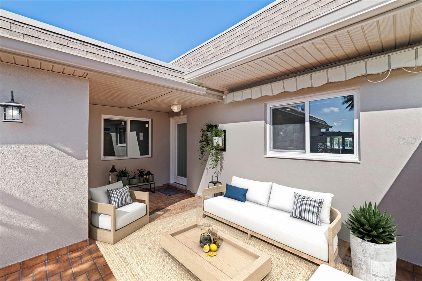 BOCA CIEGA POINT EAST - Residential