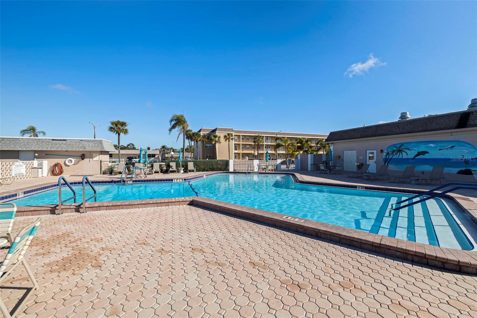BOCA CIEGA POINT EAST - Residential