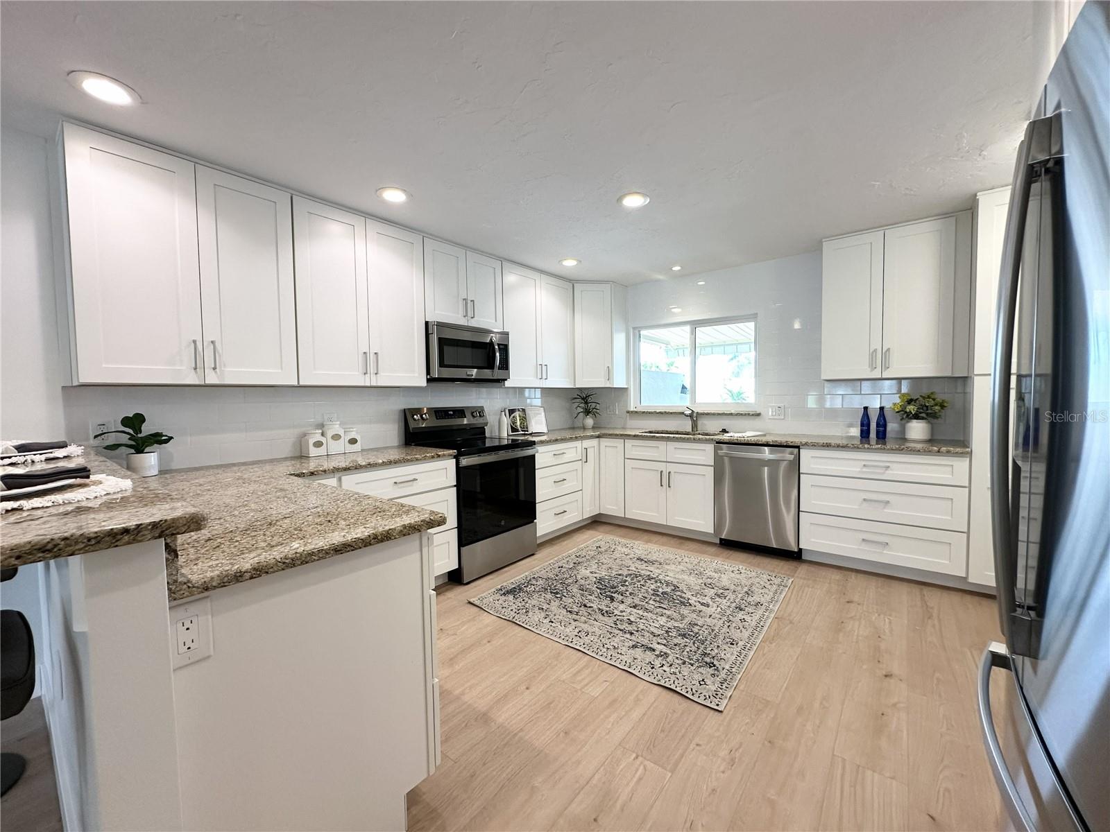403 BOCA CIEGA POINT BOULEVARD N