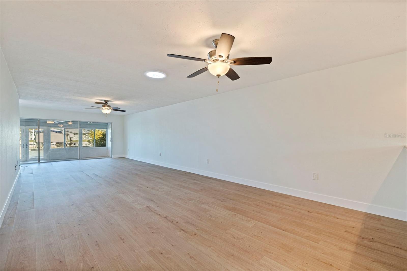 BOCA CIEGA POINT EAST - Residential