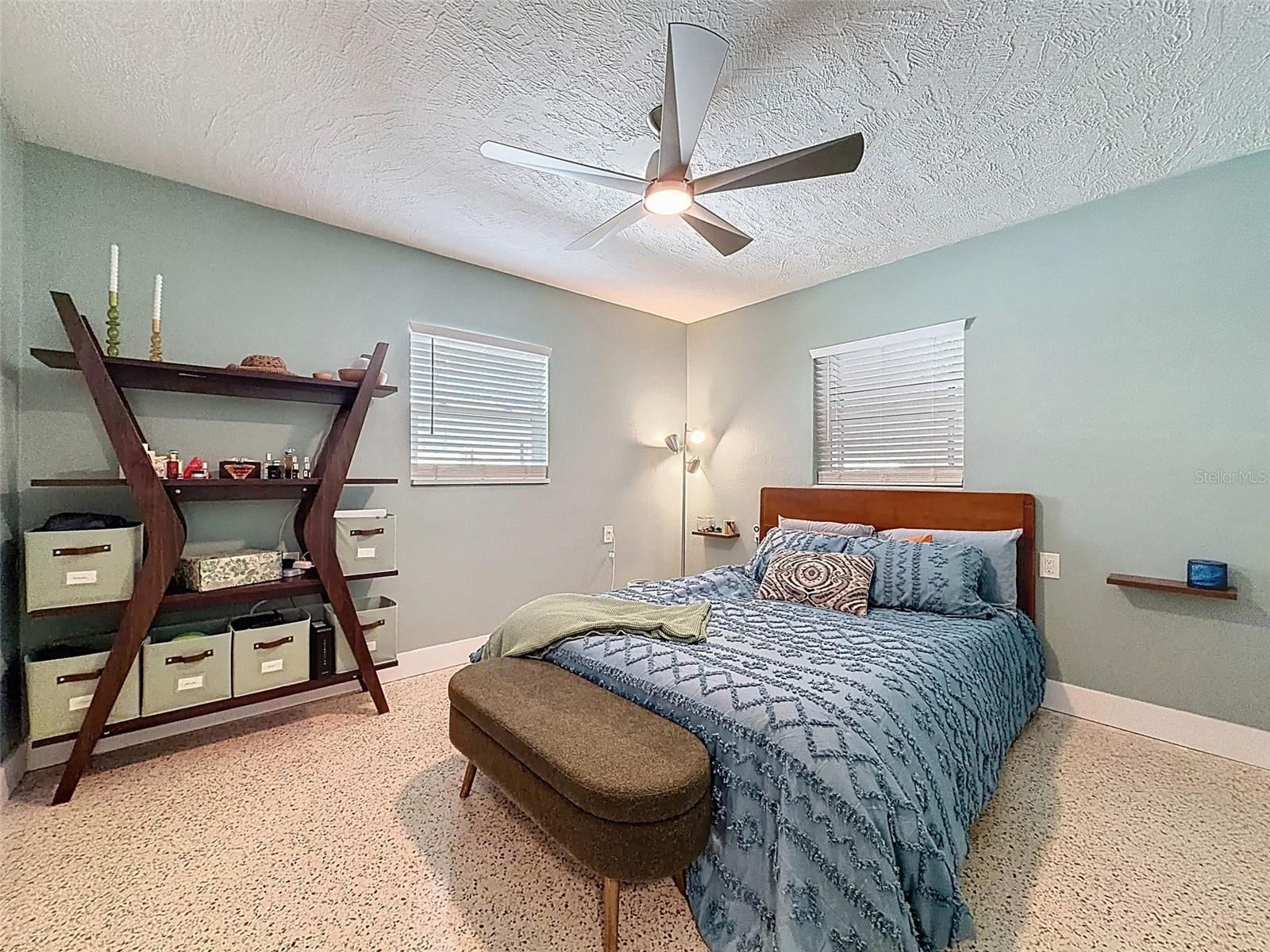 HARBOR VIEW VILLAS 1ST ADD - Residential