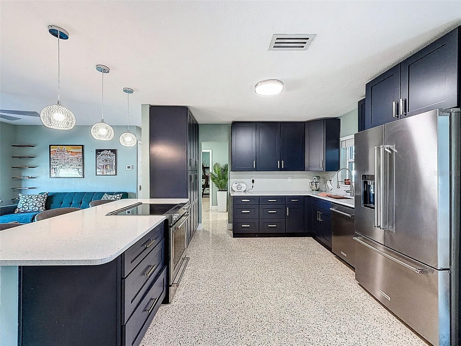 HARBOR VIEW VILLAS 1ST ADD - Residential