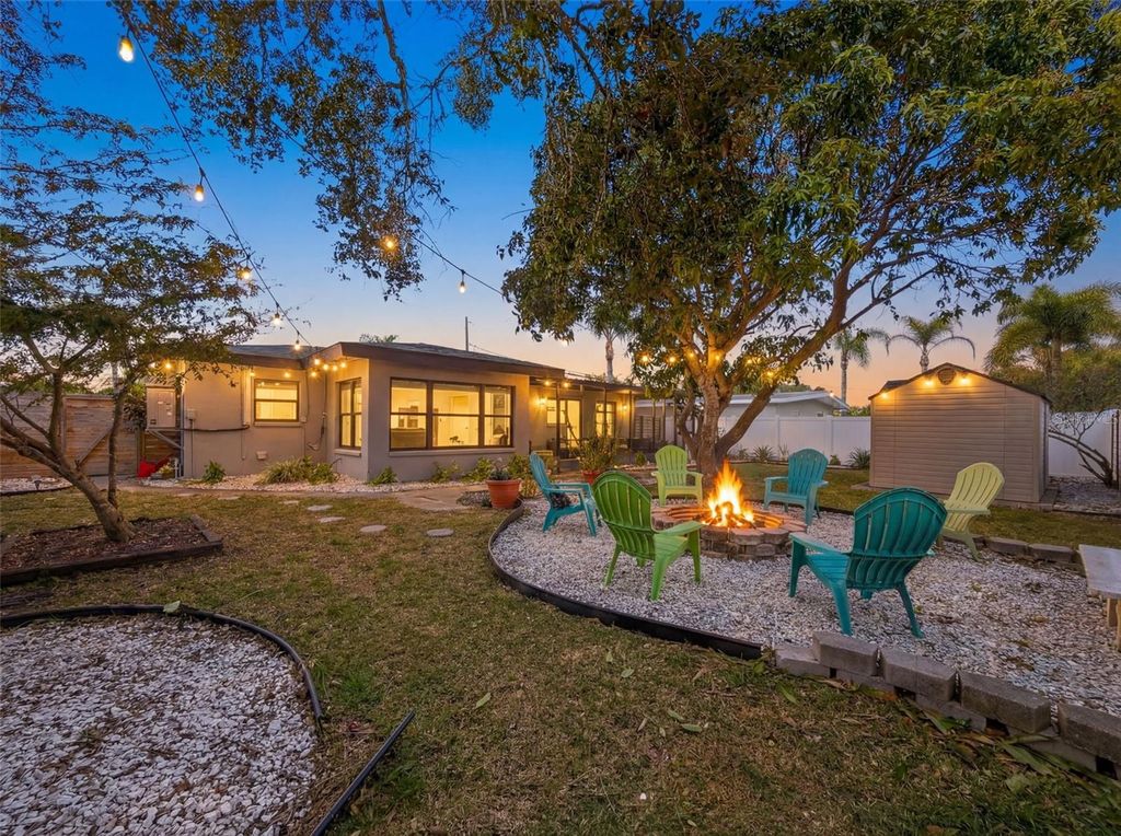 Photo of 2269 Carolyn Drive, Dunedin, FL 34698 (MLS # TB8473059)