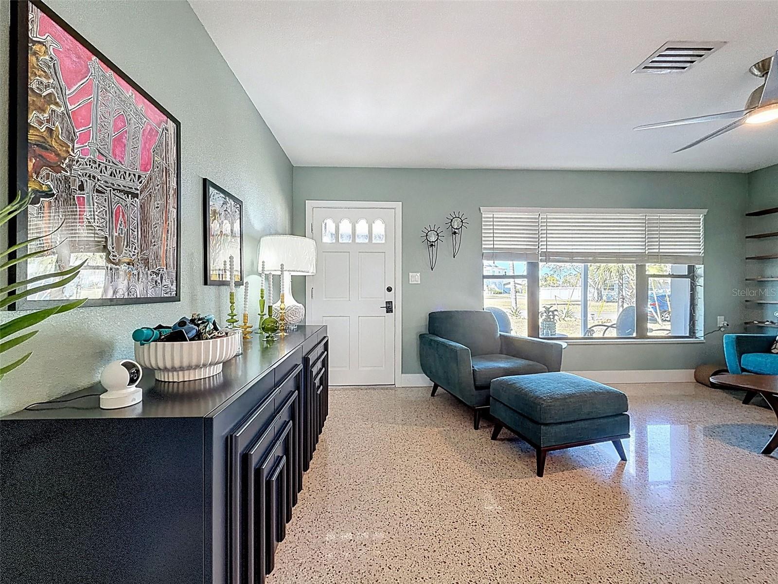 2269 CAROLYN DRIVE