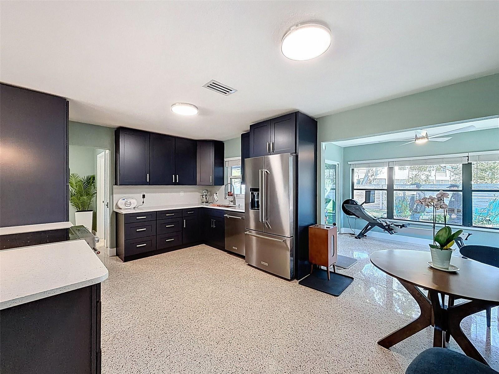 HARBOR VIEW VILLAS 1ST ADD - Residential