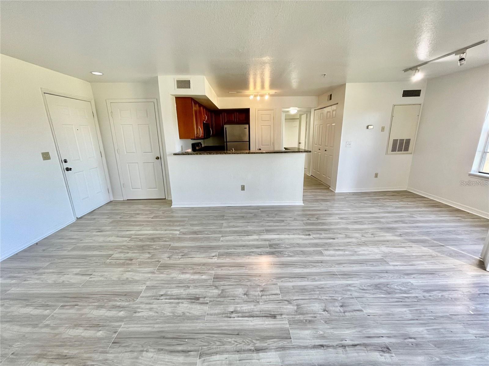 BERMUDA DUNES PRIVATE RESIDENCE - Residential Lease