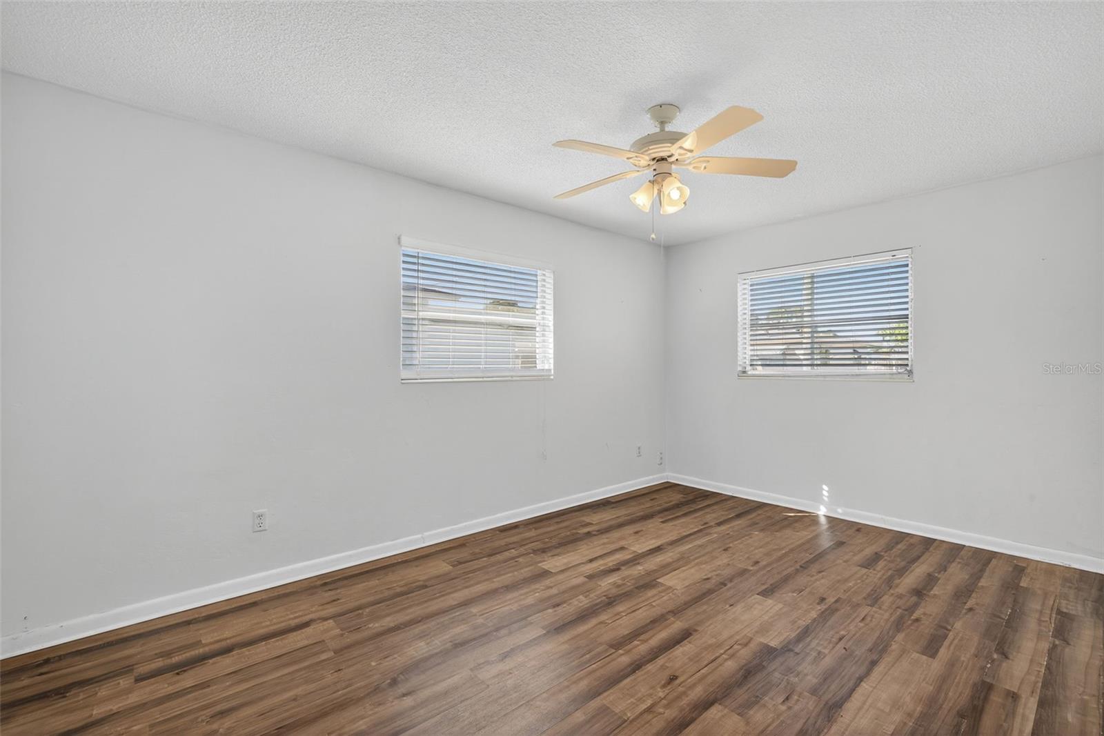 CAMILLE GARDENS 02 - Residential