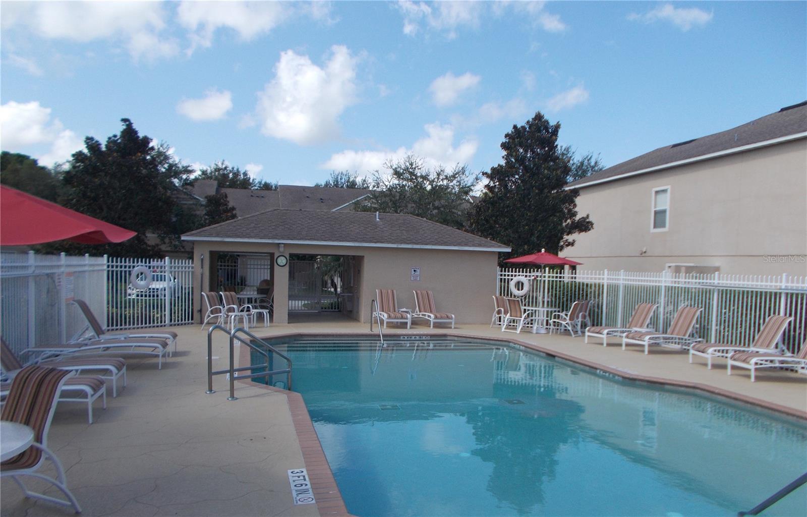 HERITAGE PARK TWNHMS - Residential Lease