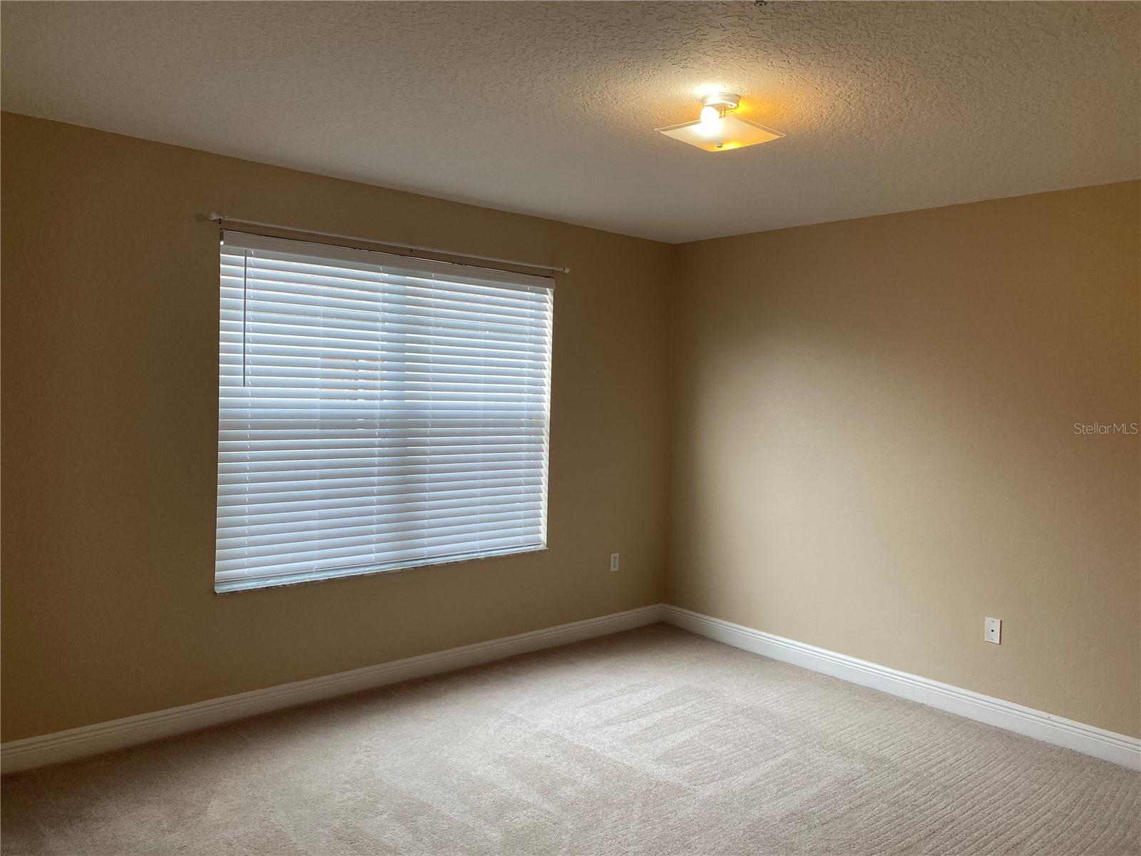 HERITAGE PARK TWNHMS - Residential Lease