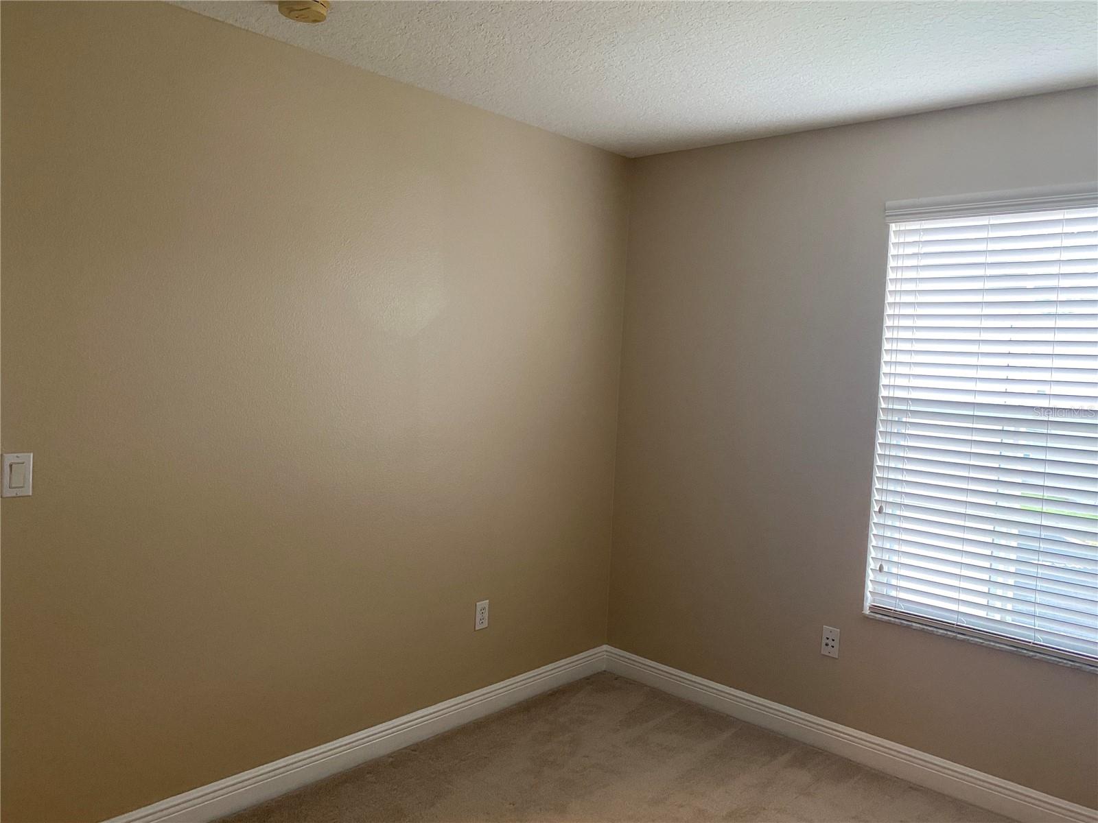 HERITAGE PARK TWNHMS - Residential Lease