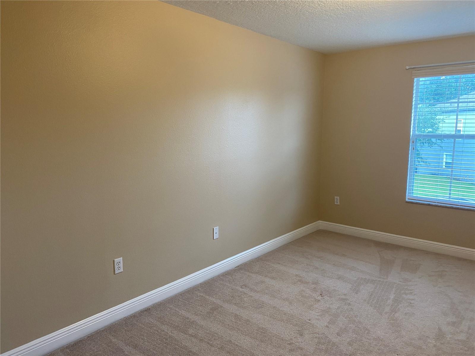 HERITAGE PARK TWNHMS - Residential Lease