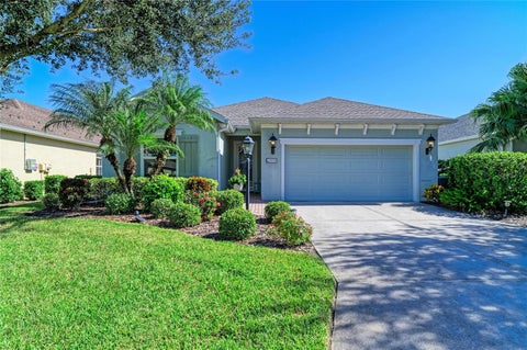 Photo of 11728 Fennemore Way, Parrish, FL 34219 (MLS # A4710029)