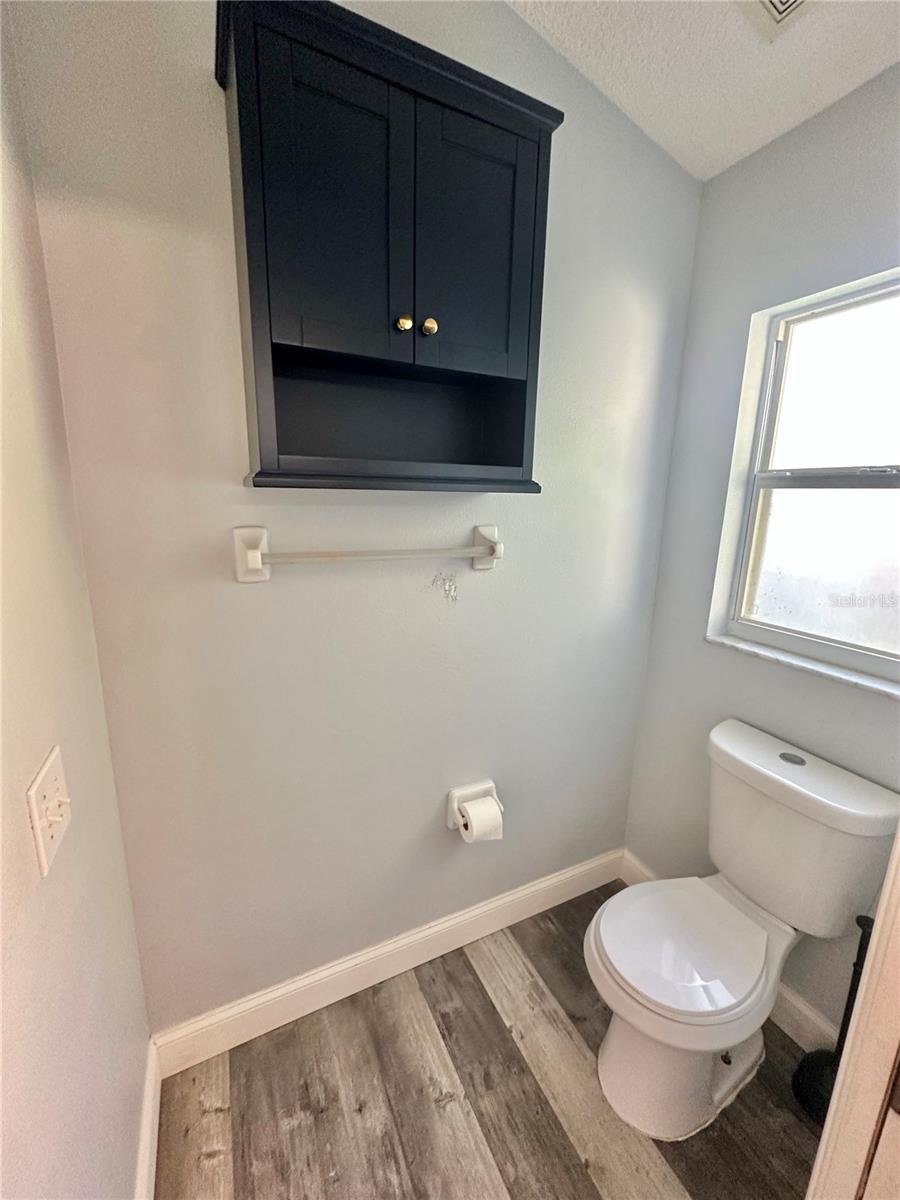 THOUSAND OAKS MULTI FAMILY - Residential