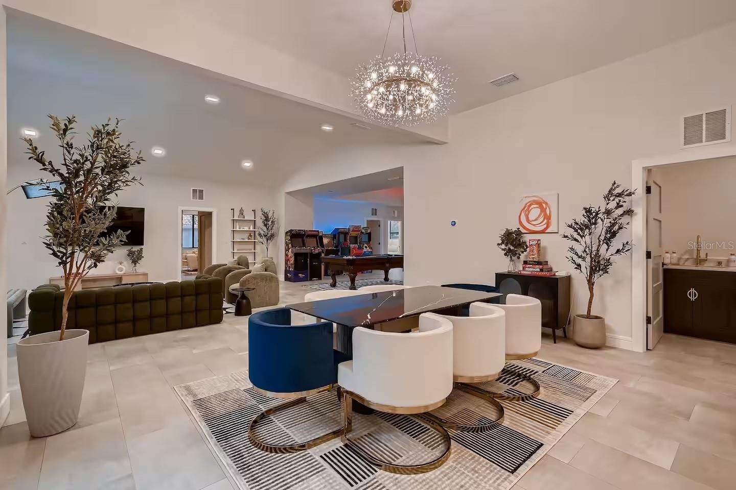 PINELLAS GROVES - Residential