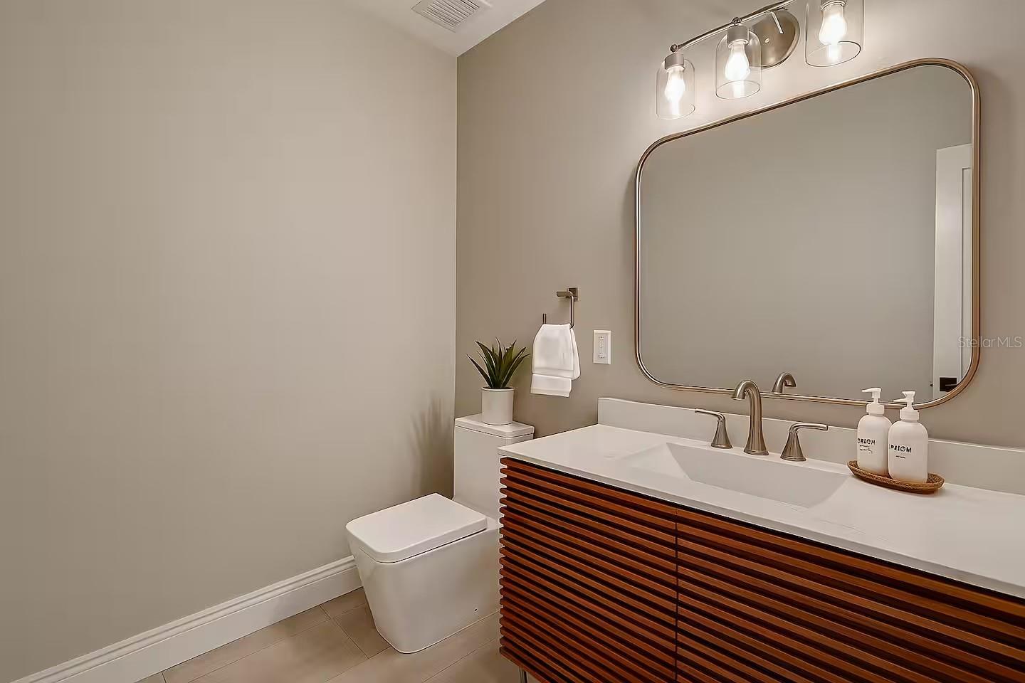 PINELLAS GROVES - Residential